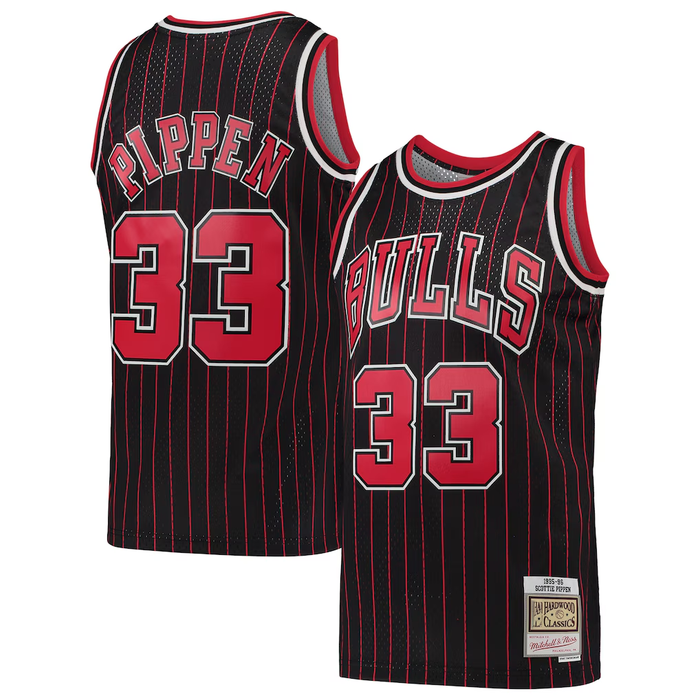 tocy C.Bulls #33 Scottie Pippen Mitchell & Ness Black Hardwood Classics Swingman Jerseys