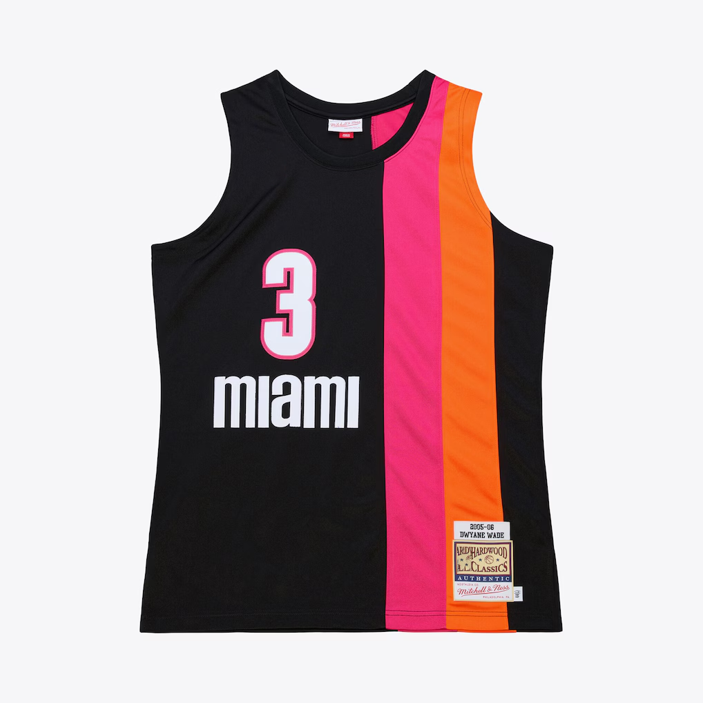 tocy M.Heat #3 Dwyane Wade Mitchell & Ness Black 2005-06 Hardwood Classics Authentic Jerseys